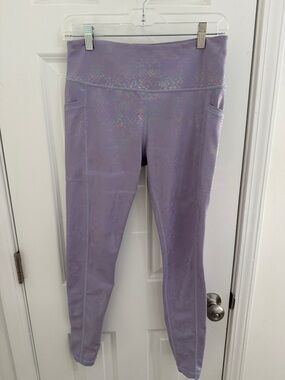 Constantly Varied Gear Lavender Iridescent Leggings